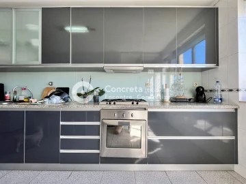 Apartamento T2 para Venda em Arcozelo