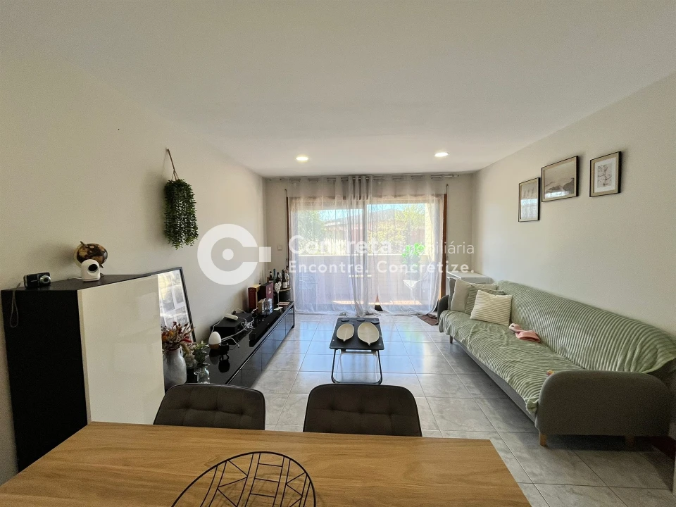 Apartamento T2 para Venda em Arcozelo Foto 7
