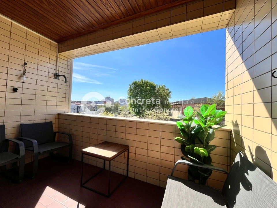 Apartamento T2 para Venda em Arcozelo Foto 8