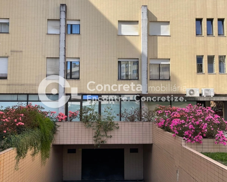 Apartamento T2 para Venda em Arcozelo Foto 21