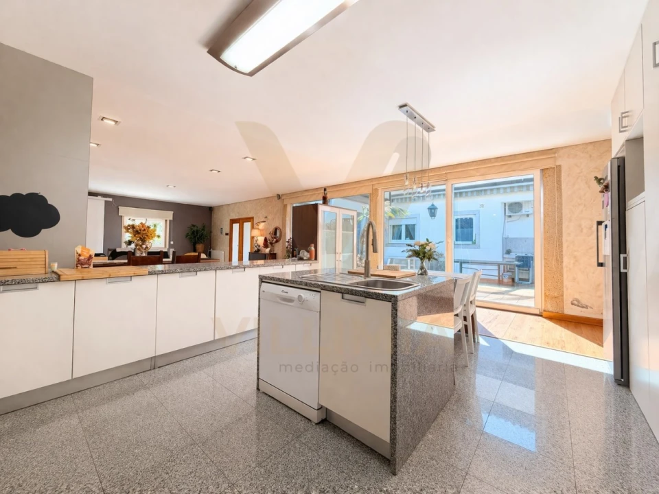 Moradia T4 para Venda em Anais Foto 15