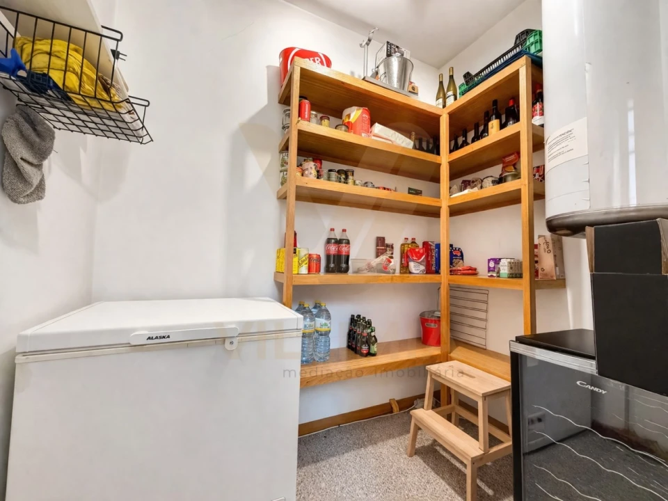 Moradia T4 para Venda em Anais Foto 16