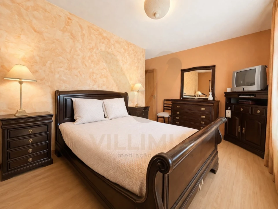 Moradia T4 para Venda em Anais Foto 34