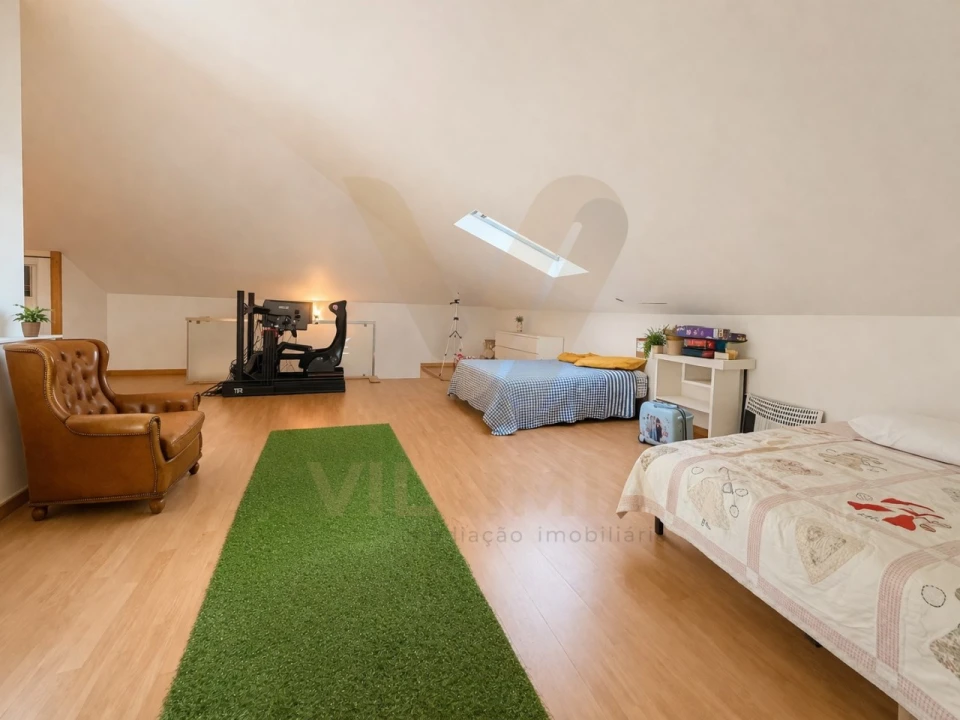 Moradia T4 para Venda em Anais Foto 43