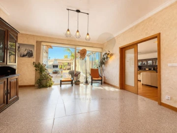 Moradia T4 para Venda em Anais