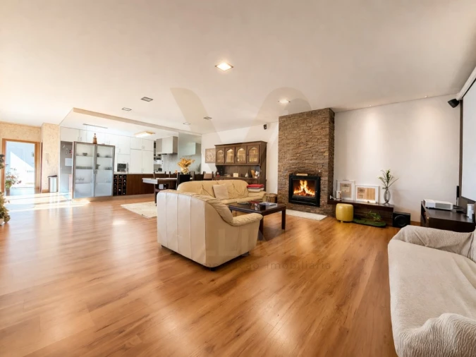 Moradia T4 para Venda em Anais Foto 7