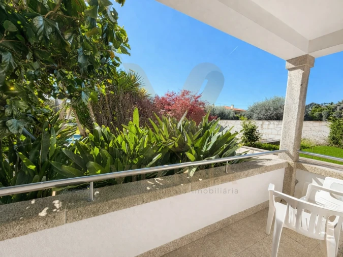 Moradia T4 para Venda em Anais Foto 35