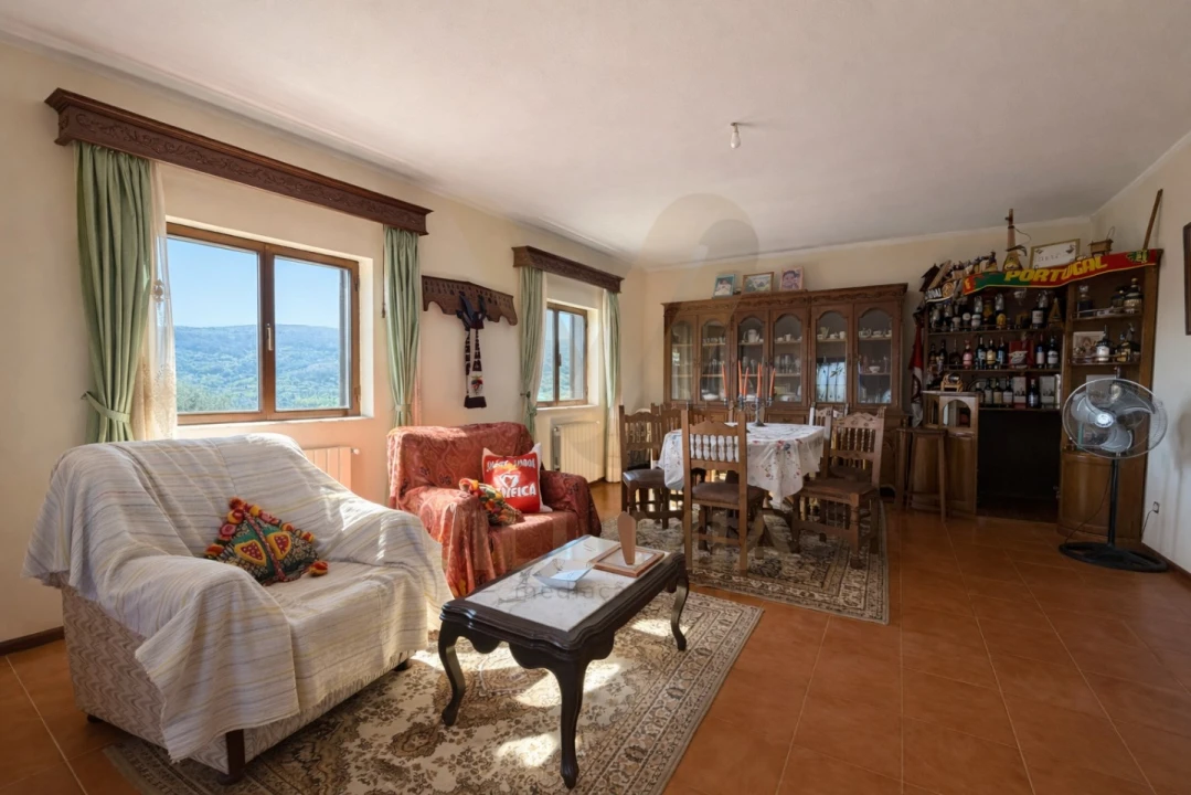 Moradia T3 para Venda em Vilela, São Cosme e São Damião e Sá Foto 8