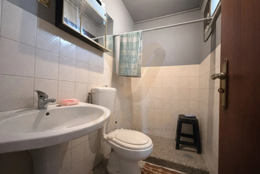 Moradia T3 para Venda em Vilela, São Cosme e São Damião e Sá Foto 23