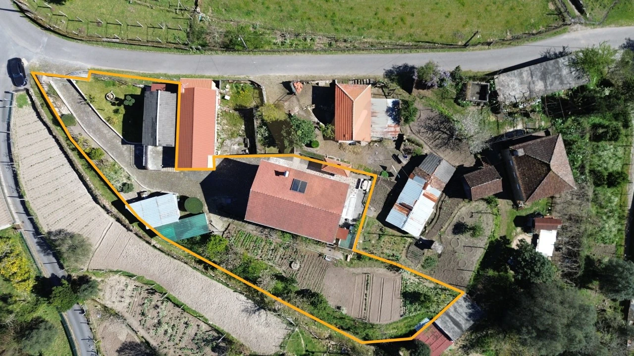 Moradia T3 para Venda em Vilela, São Cosme e São Damião e Sá Foto 2