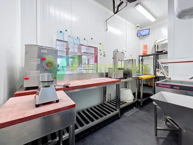 Loja para Arrendamento em Portimão Foto 11