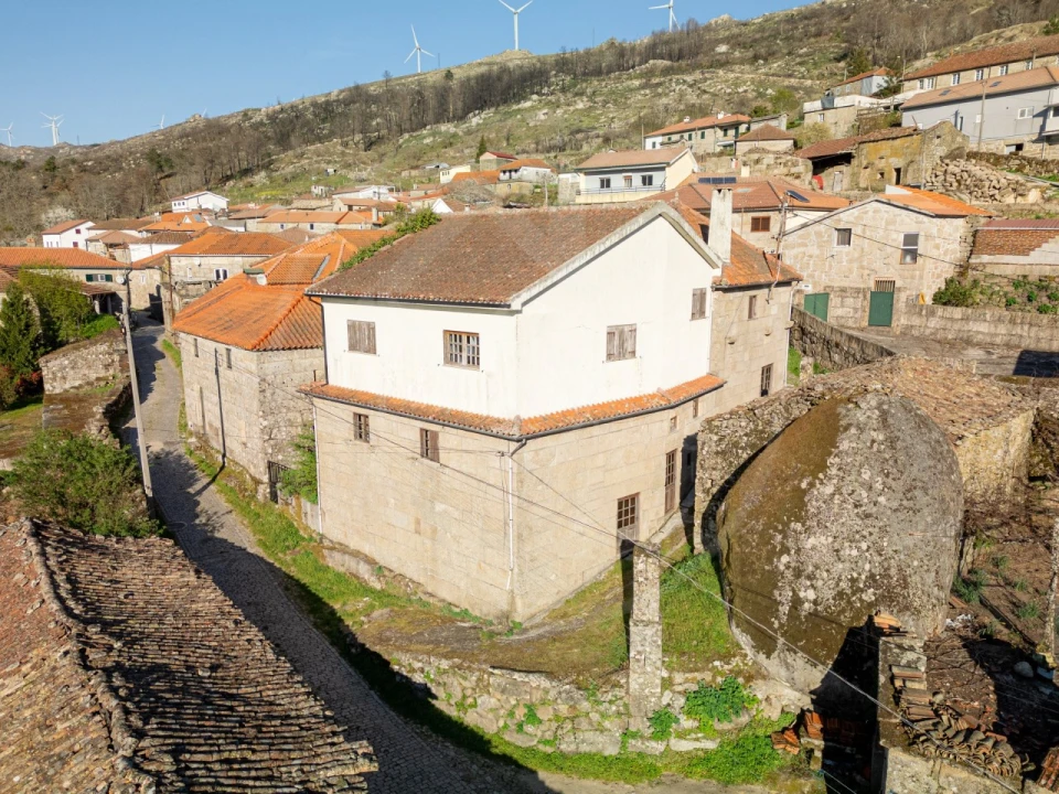 Moradia T5 para Venda em Telões Foto 22