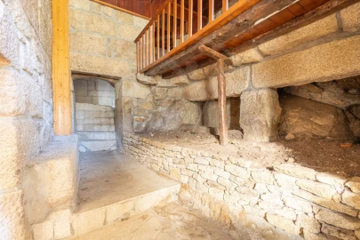 Moradia T5 para Venda em Telões