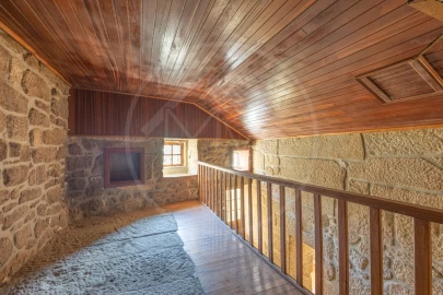 Moradia T5 para Venda em Telões