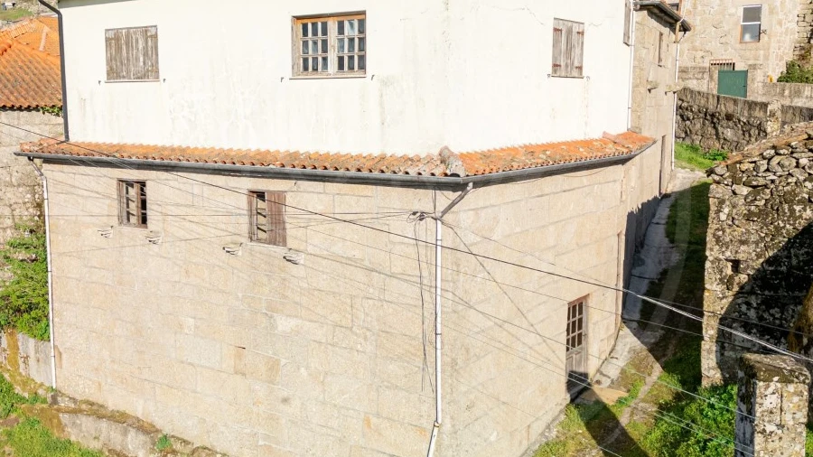 Moradia T5 para Venda em Telões