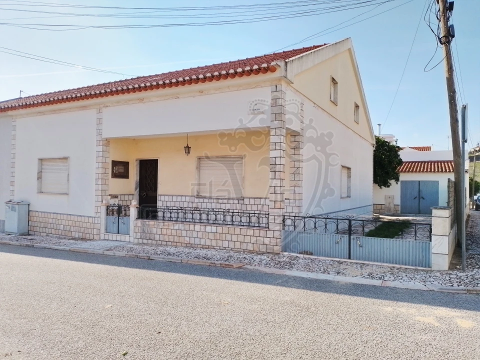 Moradia T7 para Venda em Estremoz (Santa Maria e Santo André) Foto 1