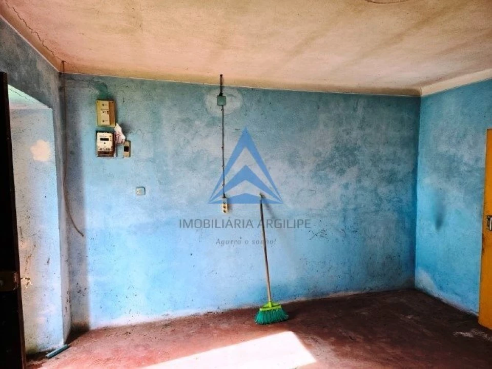 Moradia T2 para Venda em Avelar Foto 8