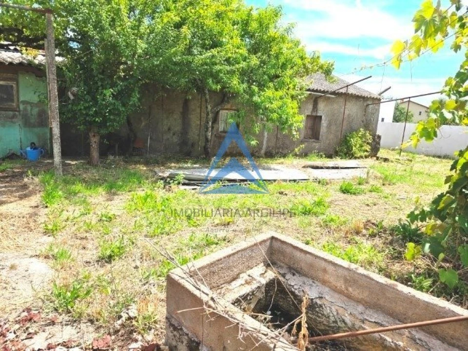 Moradia T2 para Venda em Avelar Foto 20