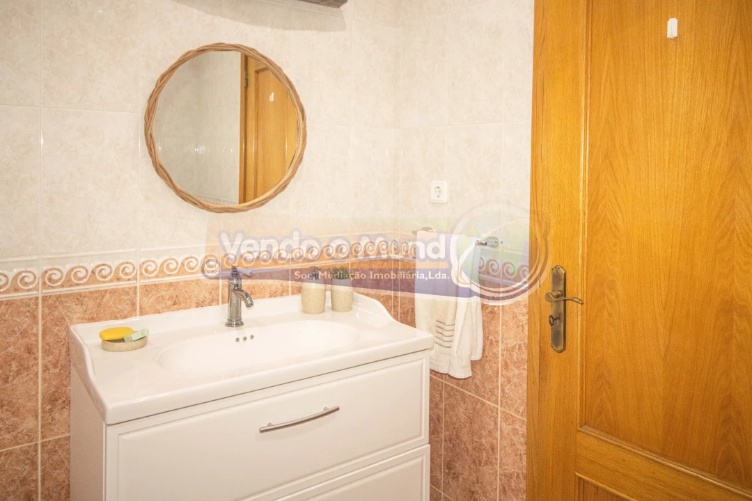 Apartamento T3 para Venda em Samora Correia Foto 16