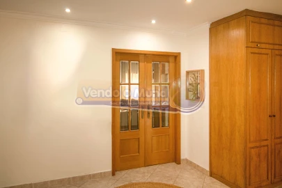 Apartamento T3 para Venda em Samora Correia