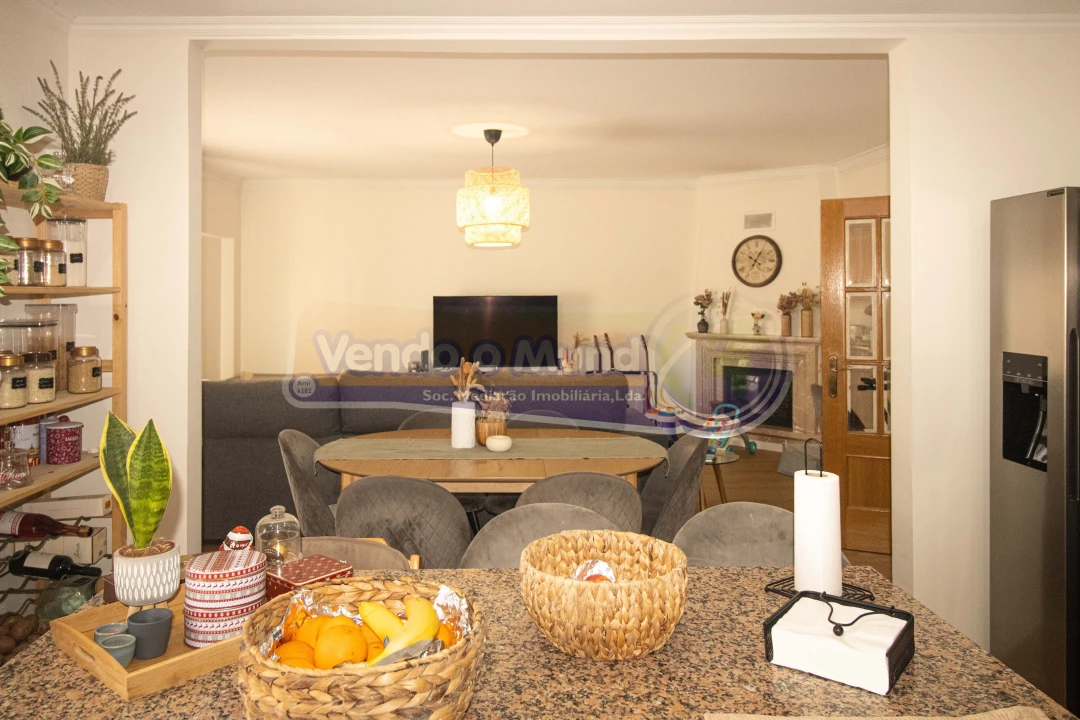 Apartamento T3 para Venda em Samora Correia Foto 2