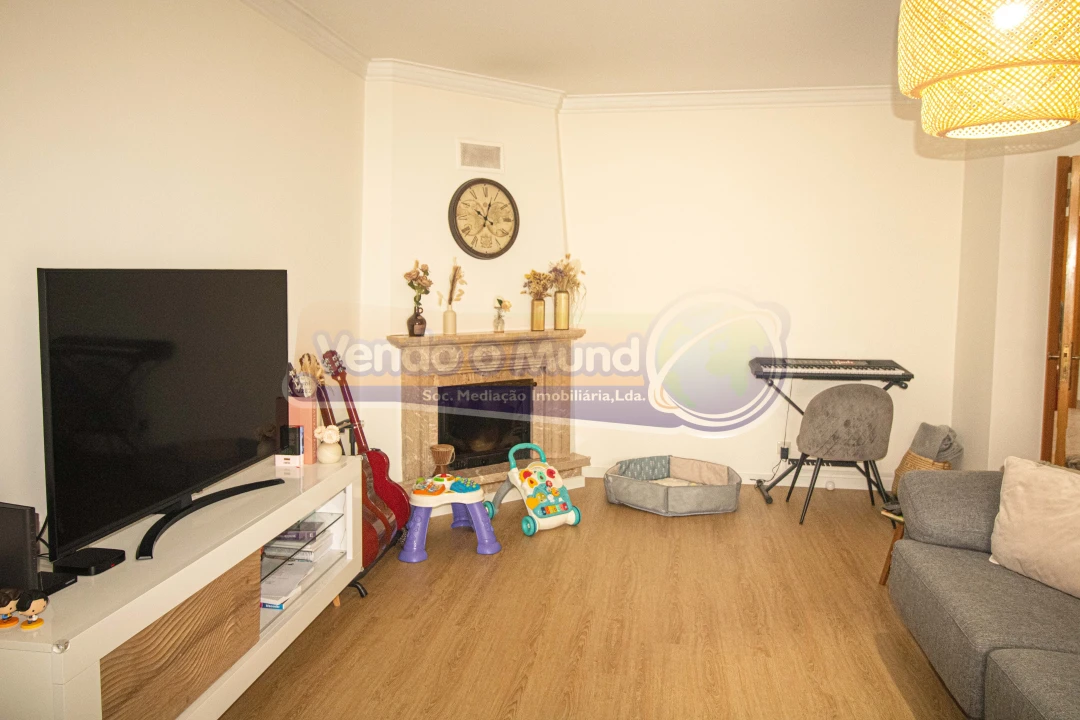 Apartamento T3 para Venda em Samora Correia Foto 5