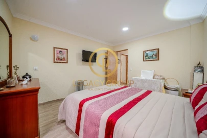 Moradia T2 para Venda em Vaqueiros