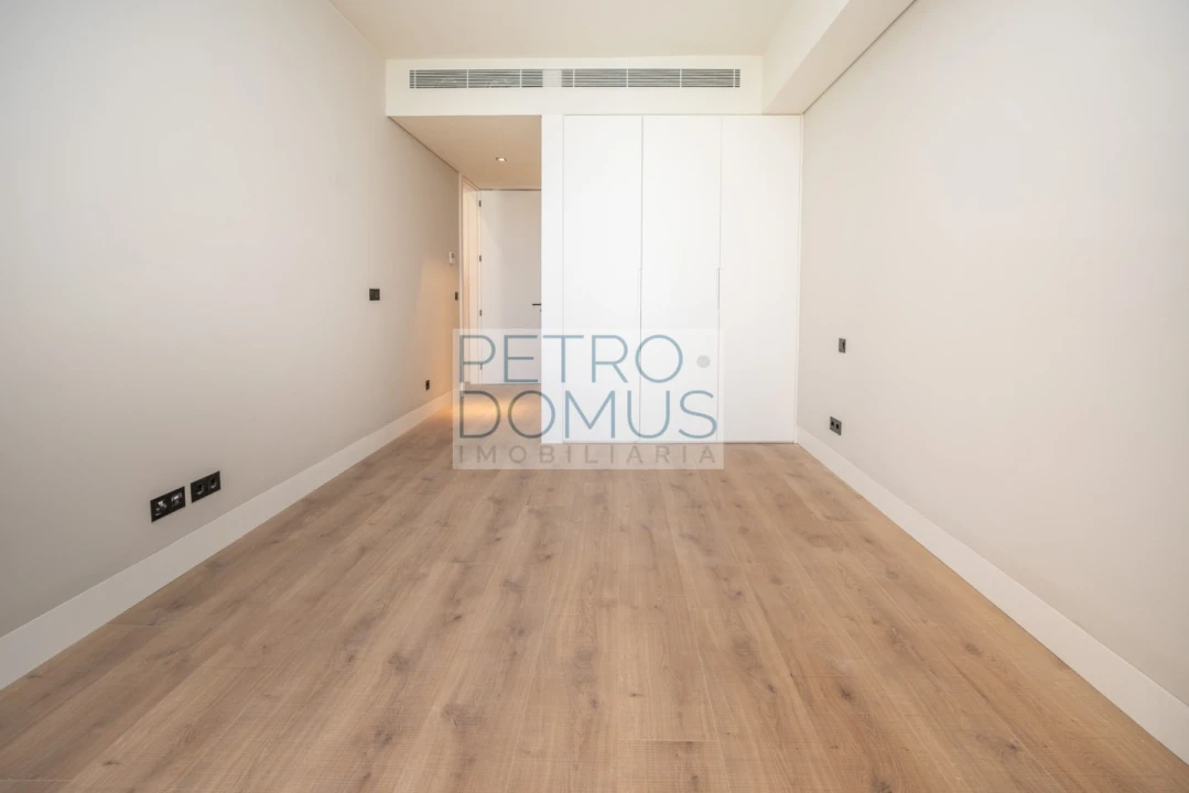 Apartamento T2 para Venda em Alcochete Foto 10