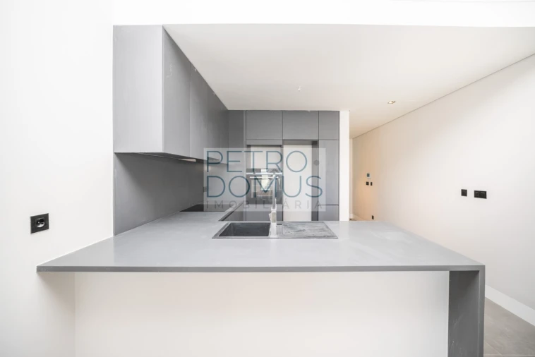 Apartamento T2 para Venda em Alcochete Foto 13