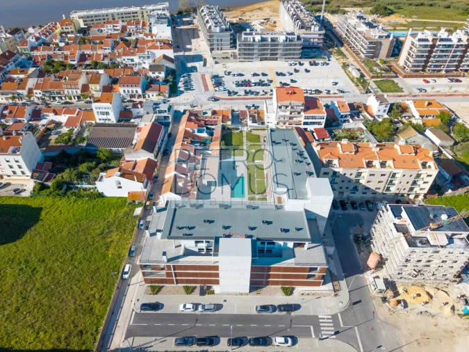 Apartamento T2 para Venda em Alcochete Foto 36