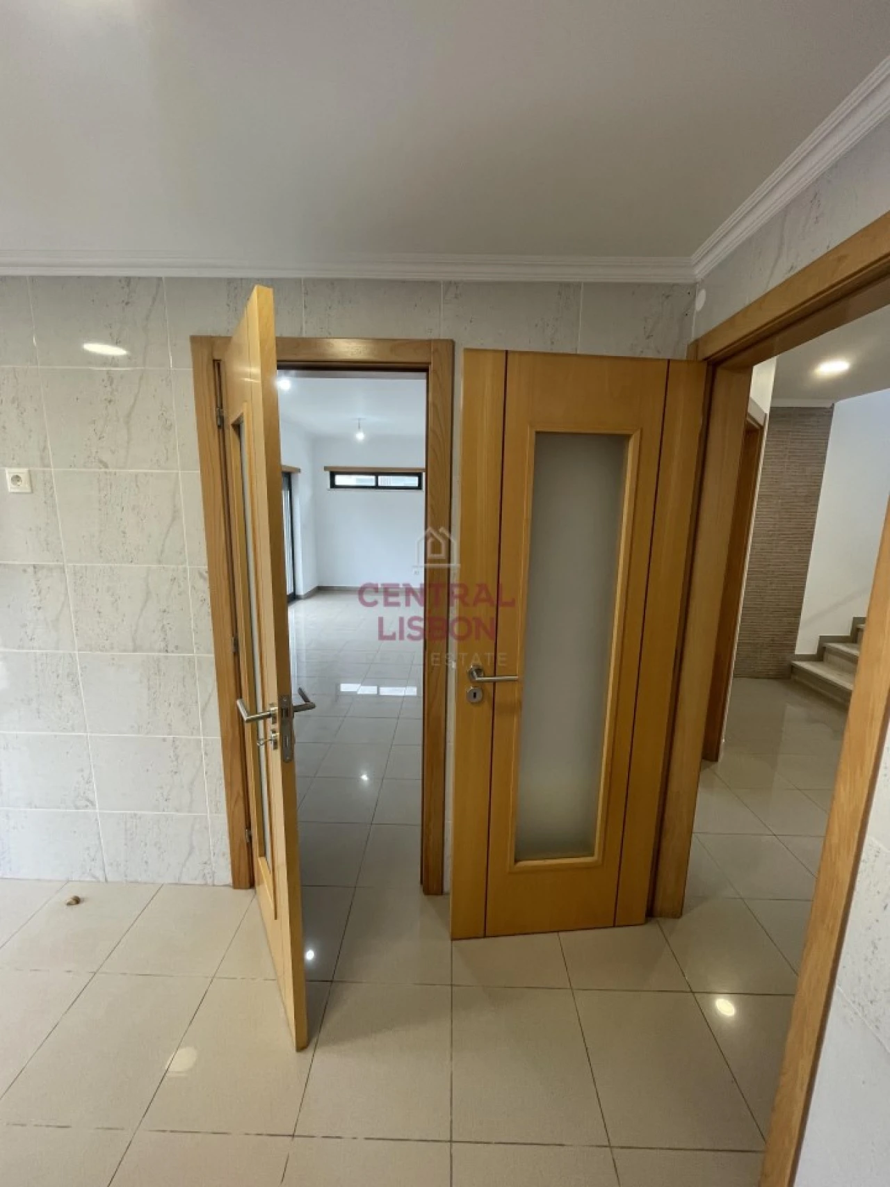 Moradia T5 para Venda em Laranjeiro e Feijó Foto 23