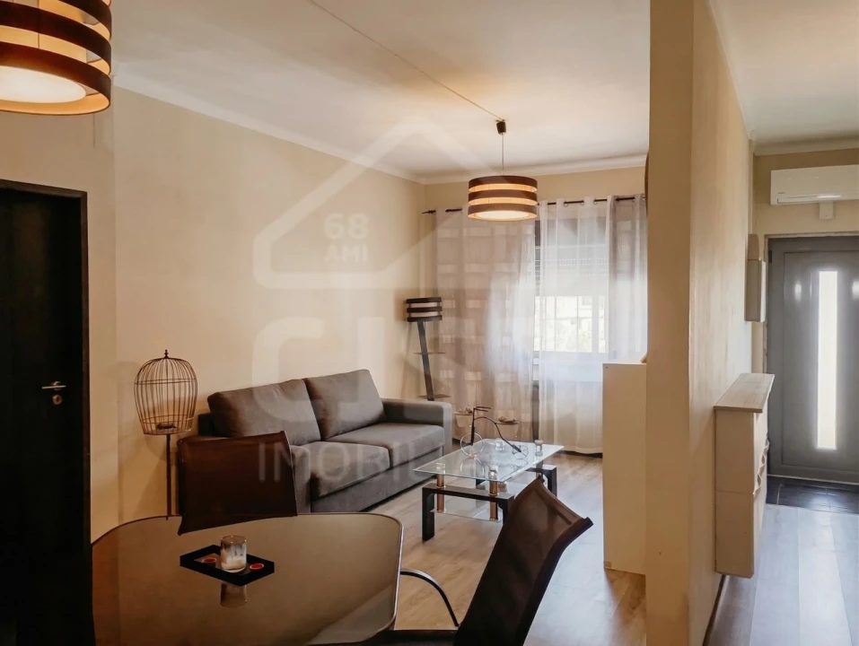 Moradia T5 para Venda em Samora Correia Foto 3