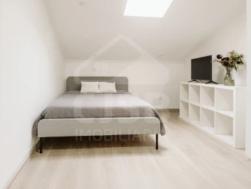 Moradia T5 para Venda em Samora Correia