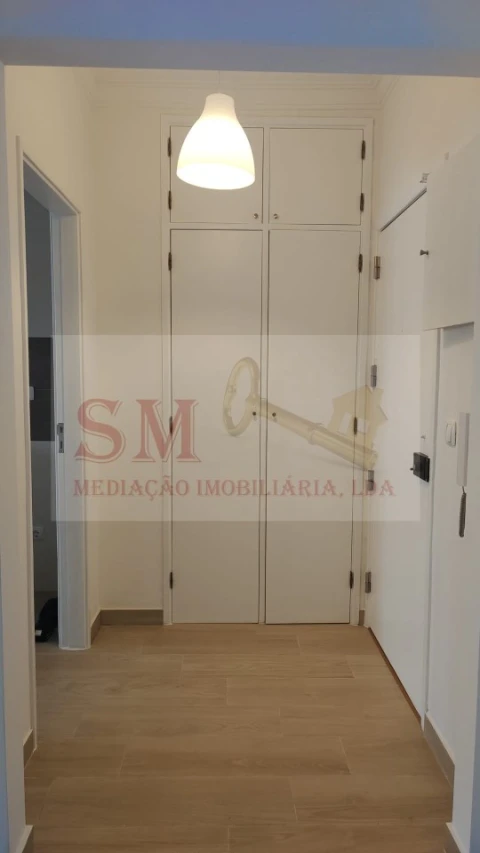 Apartamento T1 para Arrendamento em Almada, Cova da Piedade, Pragal e Cacilhas
