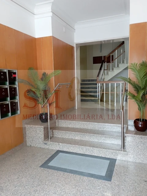 Apartamento T1 para Arrendamento em Almada, Cova da Piedade, Pragal e Cacilhas