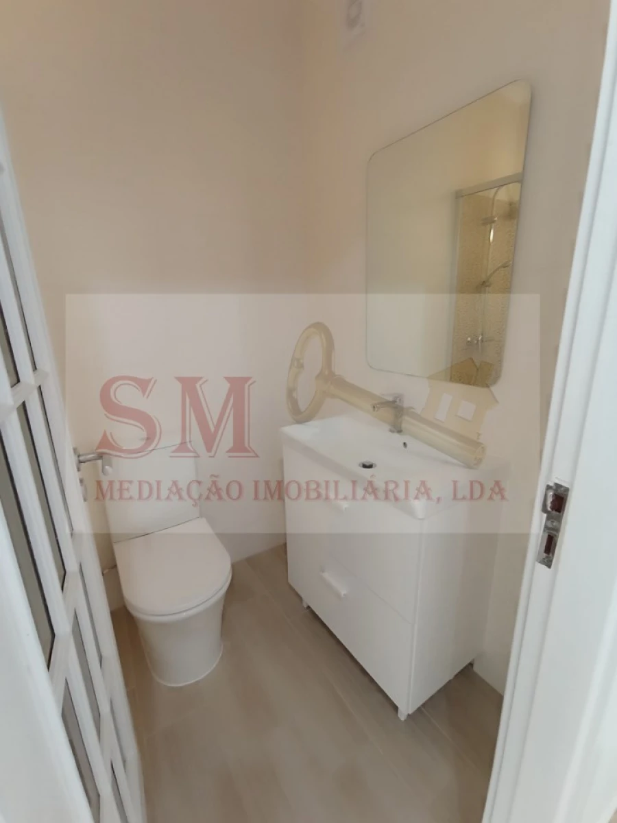 Apartamento T1 para Arrendamento em Almada, Cova da Piedade, Pragal e Cacilhas Foto 8