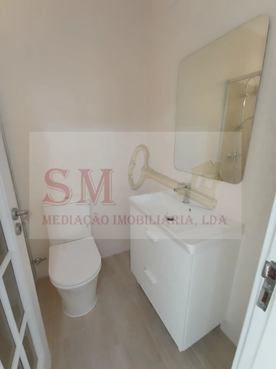 Apartamento T1 para Arrendamento em Almada, Cova da Piedade, Pragal e Cacilhas Foto 12