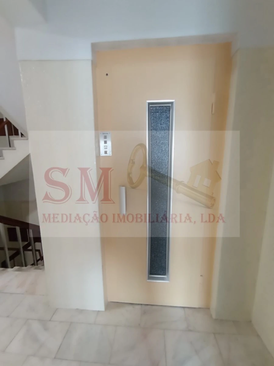 Apartamento T1 para Arrendamento em Almada, Cova da Piedade, Pragal e Cacilhas Foto 24