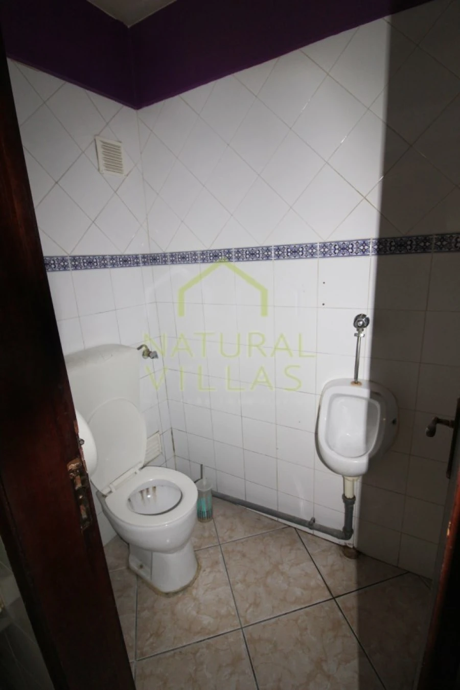 Armazém para Venda em Santa Barbara de Nexe Foto 10