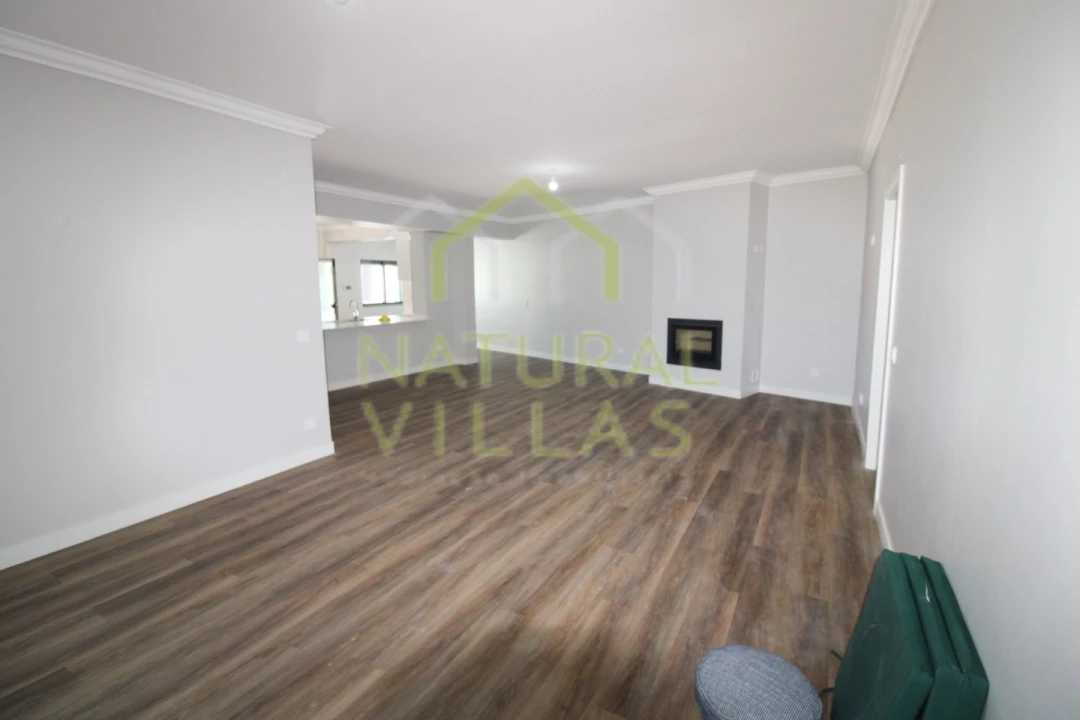 Moradia T5 para Venda em São Brás de Alportel Foto 3