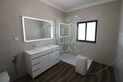 Moradia T5 para Venda em São Brás de Alportel