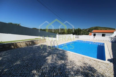 Moradia T5 para Venda em São Brás de Alportel