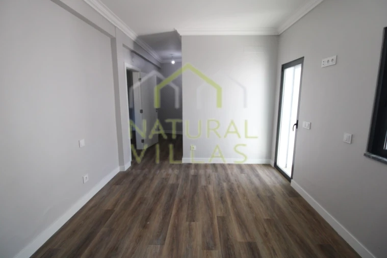 Moradia T5 para Venda em São Brás de Alportel Foto 9