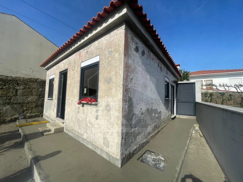 Moradia T1 para Venda em Darque Foto 3