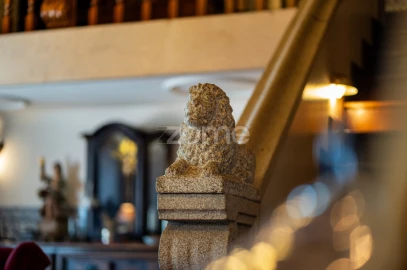 Moradia T5 para Venda em Palmeira de Faro e Curvos