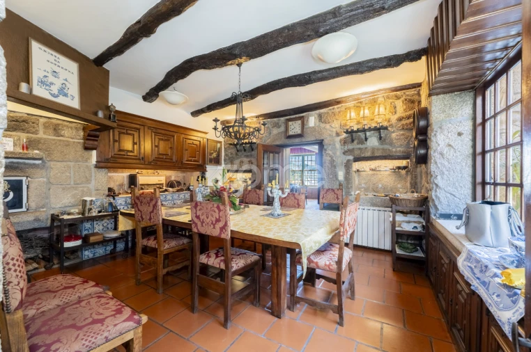 Moradia T5 para Venda em Palmeira de Faro e Curvos Foto 15