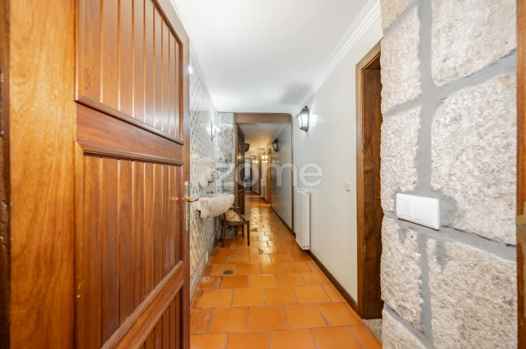 Moradia T5 para Venda em Palmeira de Faro e Curvos Foto 30