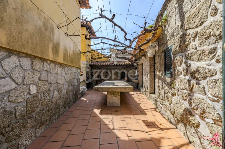 Moradia T5 para Venda em Palmeira de Faro e Curvos Foto 25