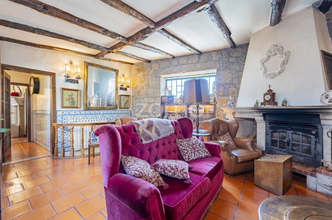 Moradia T5 para Venda em Palmeira de Faro e Curvos Foto 23