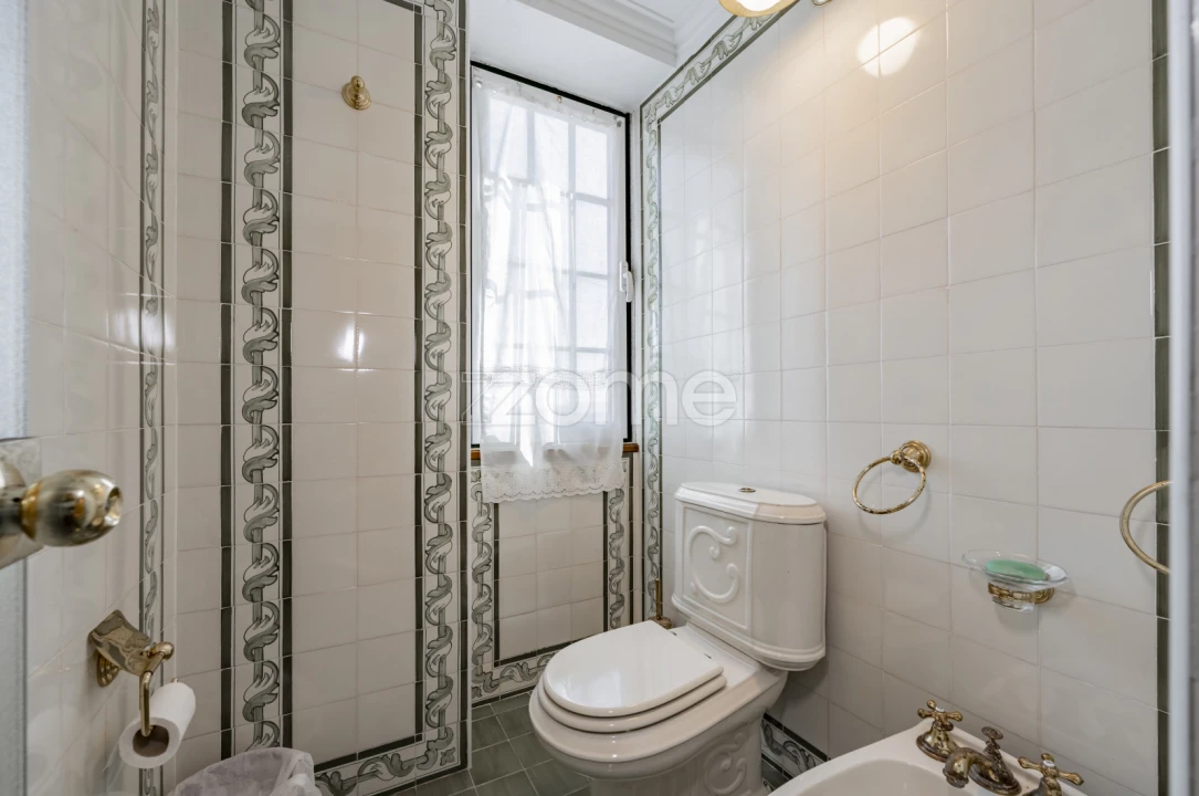 Moradia T5 para Venda em Palmeira de Faro e Curvos Foto 37